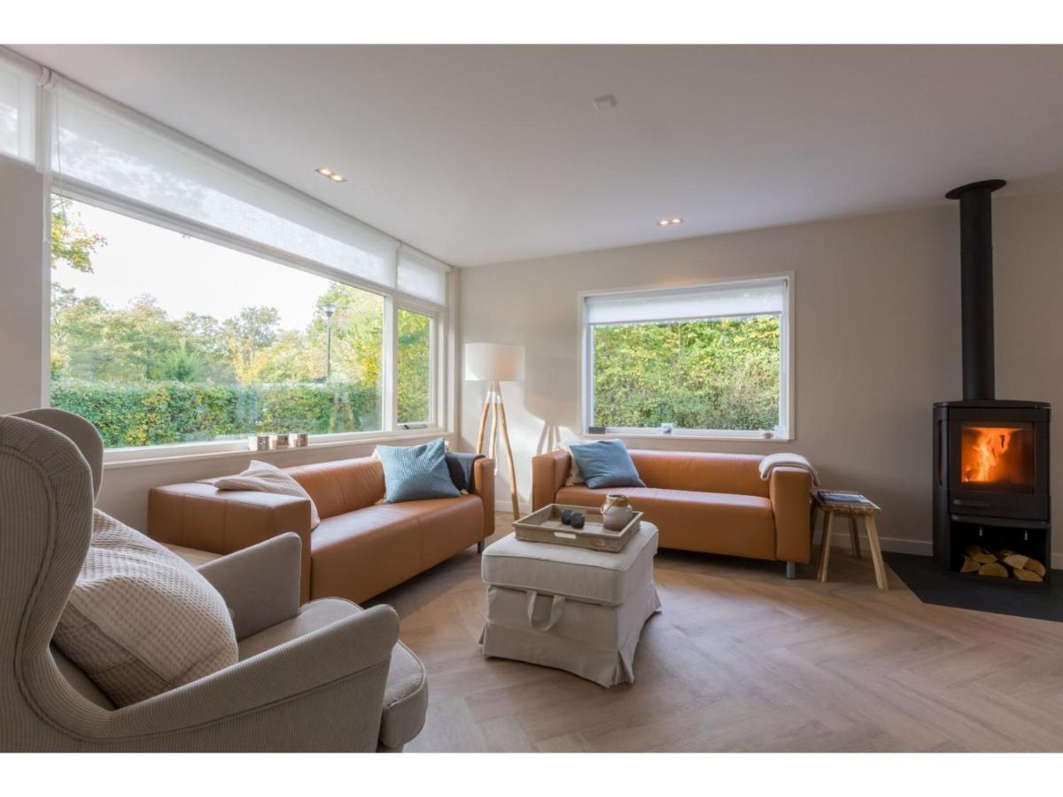 Beautiful Holiday Home With Sauna In A Quiet Wooded Area In Oostkapelle Buitenkant foto