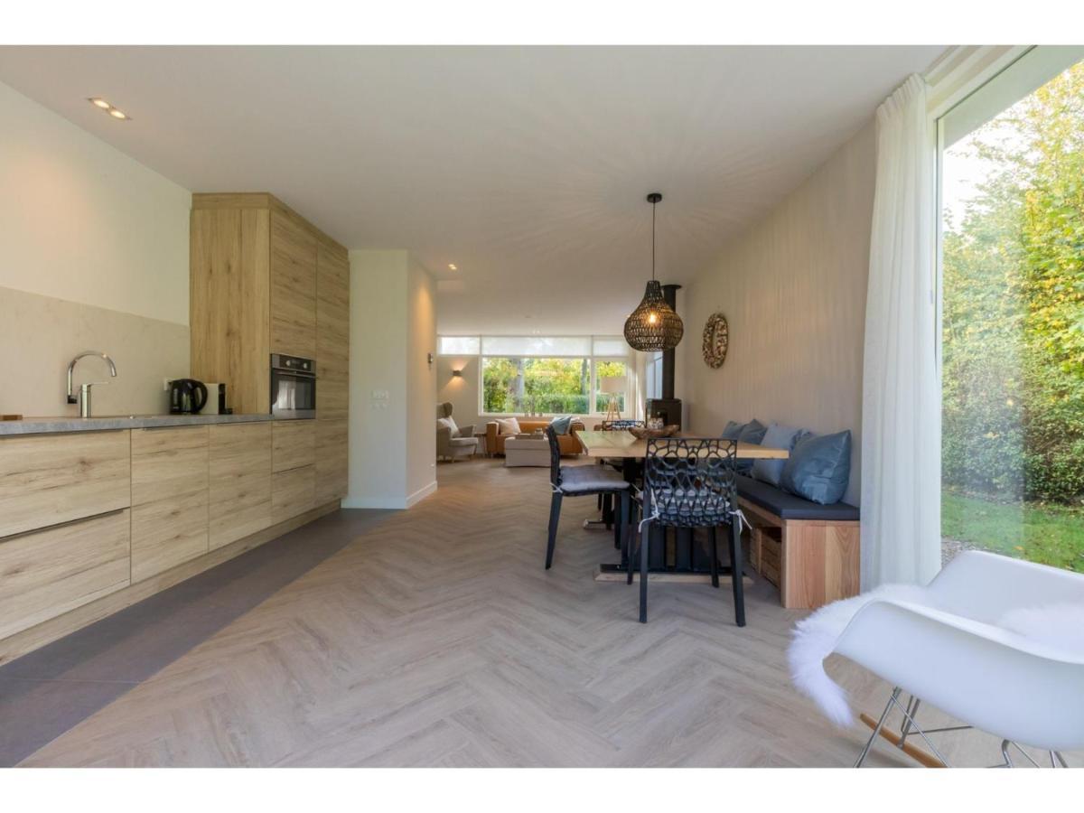 Beautiful Holiday Home With Sauna In A Quiet Wooded Area In Oostkapelle Buitenkant foto